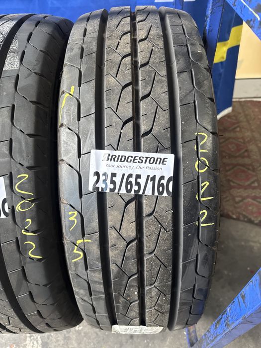 235/65/16C Bridgestone