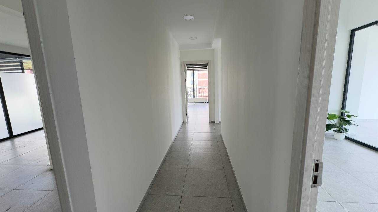 ул.Айбек МЦ Шох офис 168 м² +балкон 20 м² 5-этаж с лифтом евроремонт