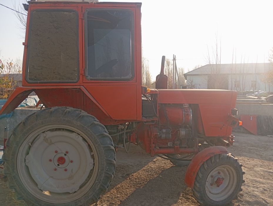 T25 traktor pat-pat