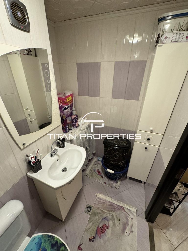 Продава се Тристаен апартамент в Бургас, Меден рудник - зона В - 90 кв.м за 2128 €/кв.м - Снимка #11