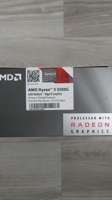 Vând procesor AMD Ryzen 3 3200G 3.6GHz box,sigilat