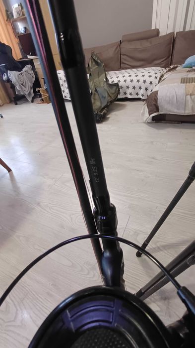 Продавам PROLOGIC три въдици с макарите и калъф чисто нови