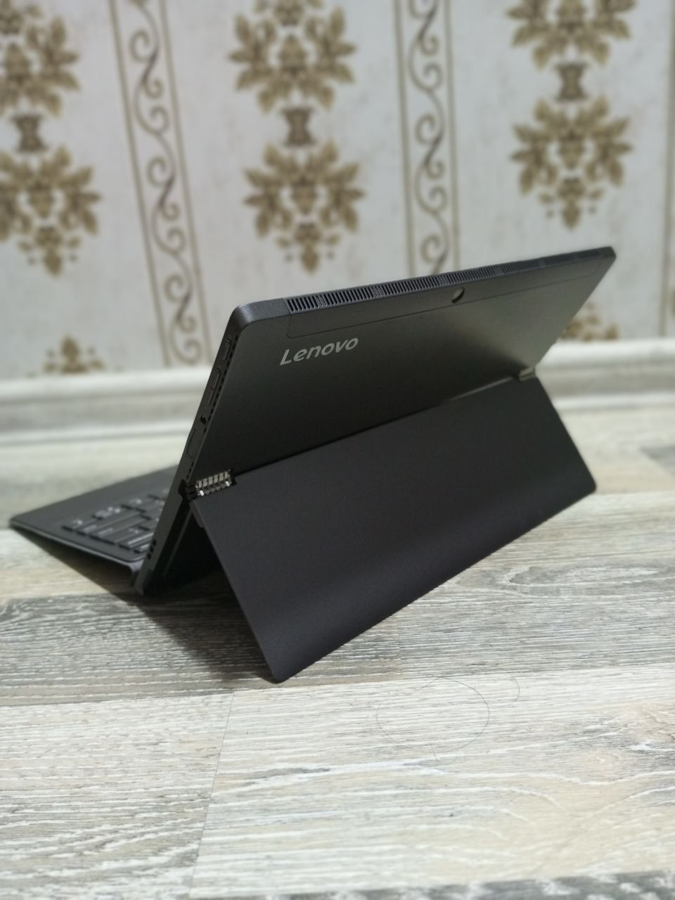 Lenovo i5 8-avlod noutbook hamda planshet
