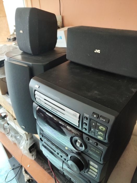 Стерео уредба JVC-D701T