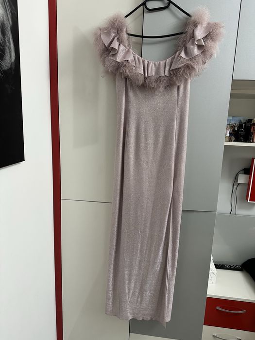 Официална рокля