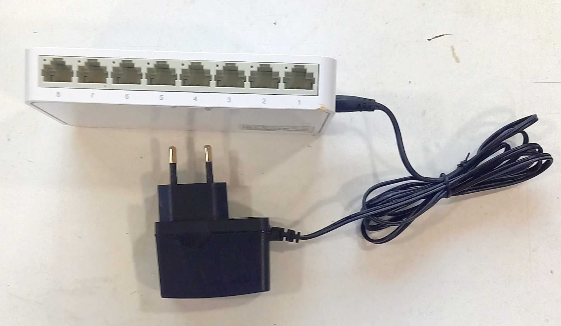 Switch 8 - 16 porturi HP Planet TP-Link Fast Ethernet