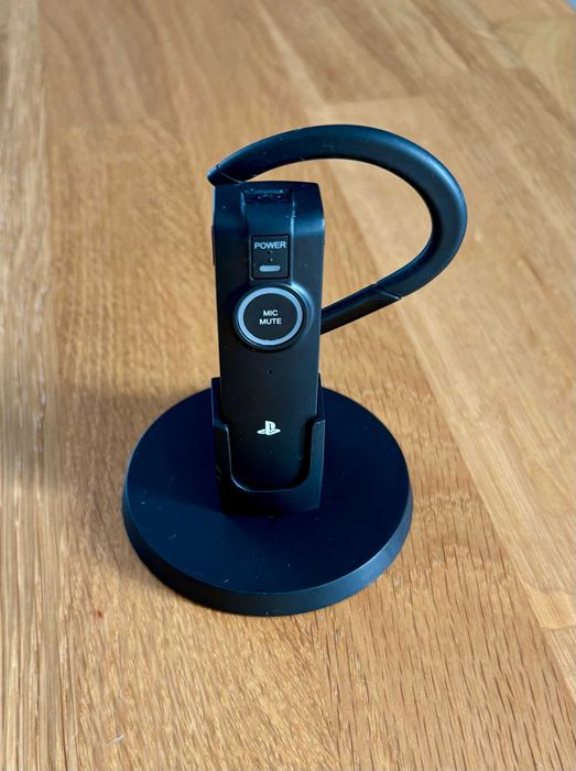 Vând cască originală Sony Bluetooth pentru PlayStation 3