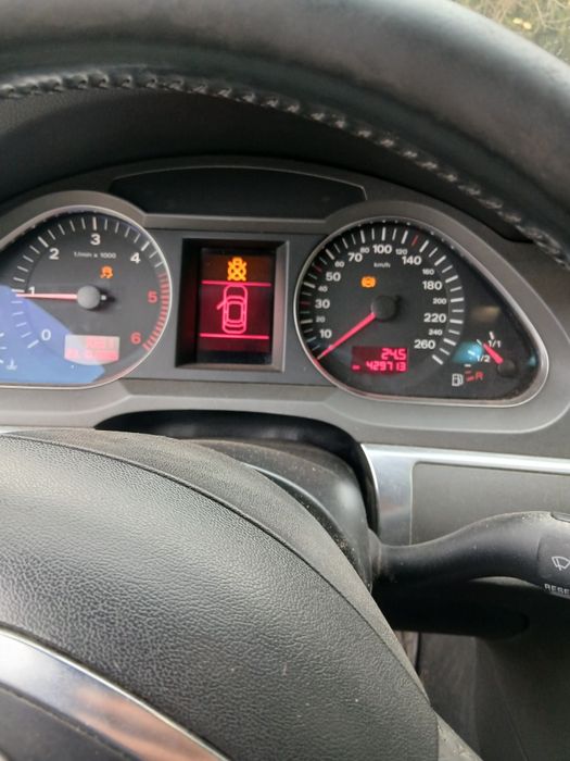 Vând sau schimb audi a6 c6 2005 .2.0tdi