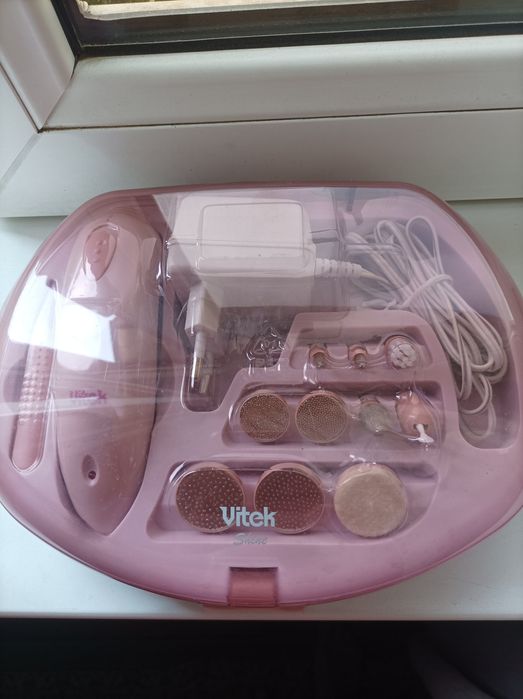 Машинка для маникюра, педикюра и наращивания ногтей.