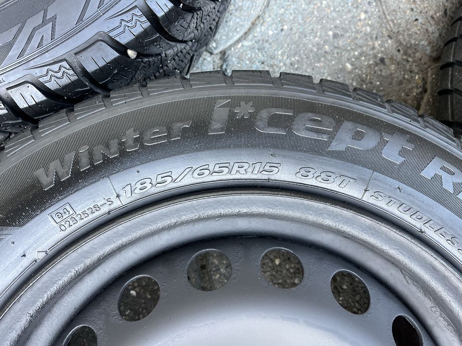 Jante otel 4x100mm, anvelope iarna 185/65 R15 Dacia Logan Renault Opel