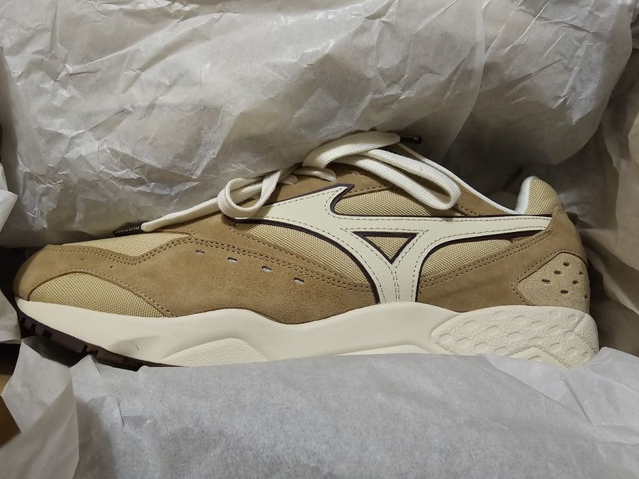 Adidasi sport casual MIZUNO Contender. Noi