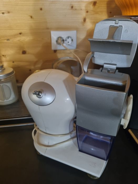 Masina de măcinat electrica
