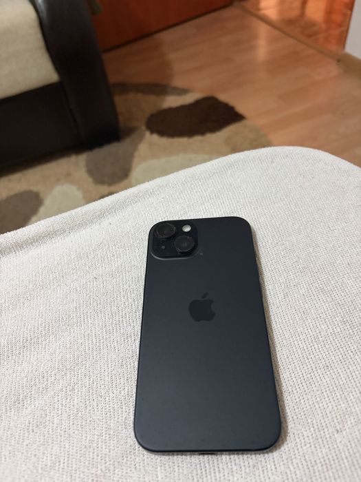 Vand iphone 15 128 Gb