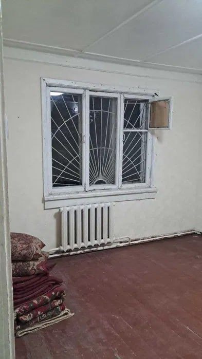 Продаю 1 комнатную квартиру Янгихаёт Спутник 8