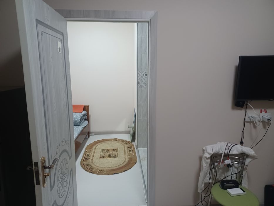 Сдаю 1 ком 1этаж 24 дом базарчик высоковльный