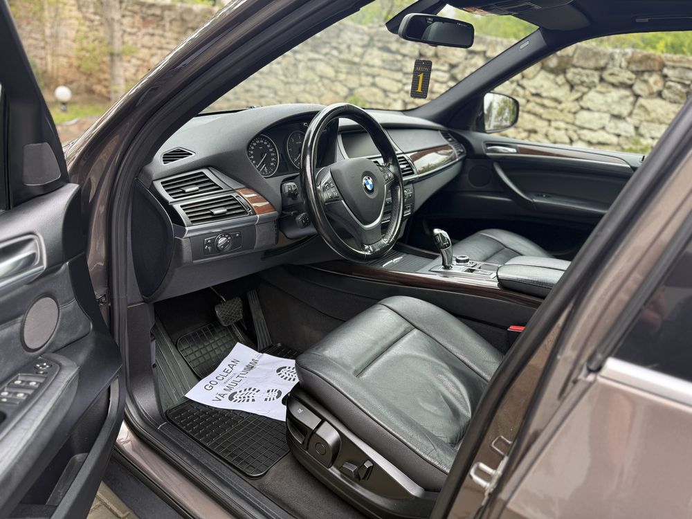 BMW X5 E70 Facelift 3.0D 245cp N57 automat 8 trepte panoramic Euro 5