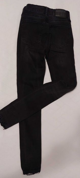 Blugi slim Pull&Bear marimea 32