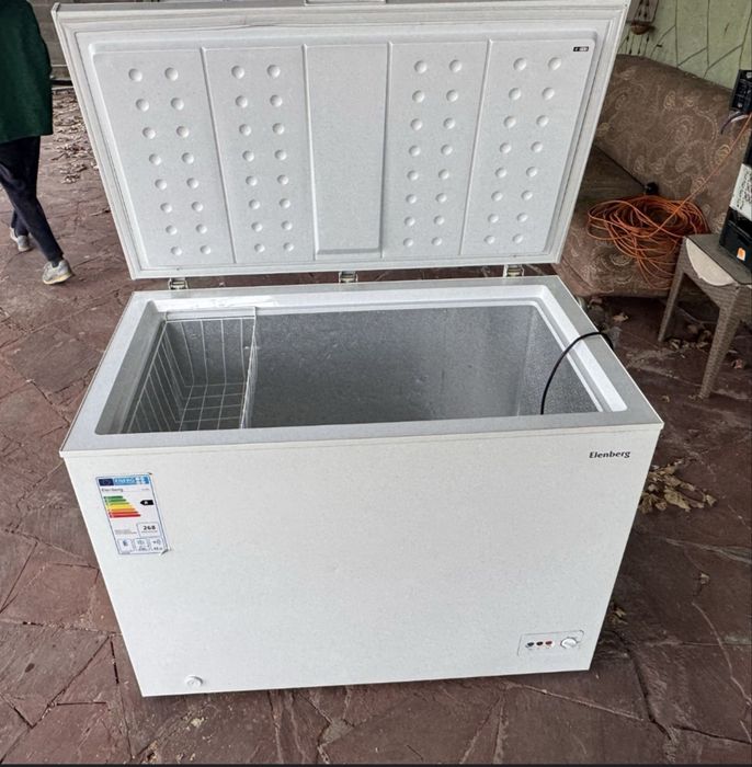 Продам морозильник 300л возможно доставка