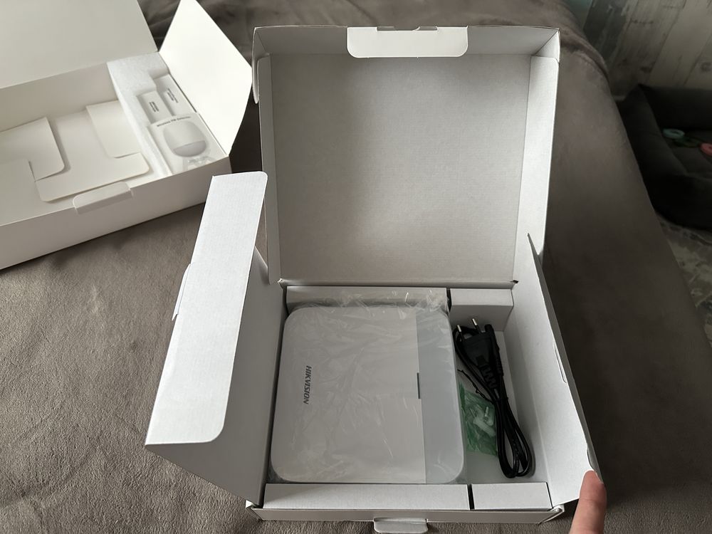 Охранная система hikvision ds-pwa64-kit-we