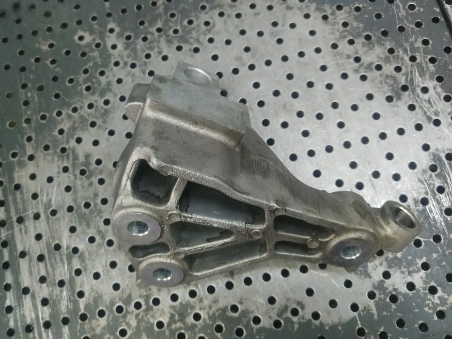 suport motor stanga 2.0b 55273835  alfa romeo giulia stelvio 50545196sx