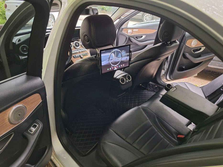 Mercedes-Benz > W205 > C Class > AvanGarde >