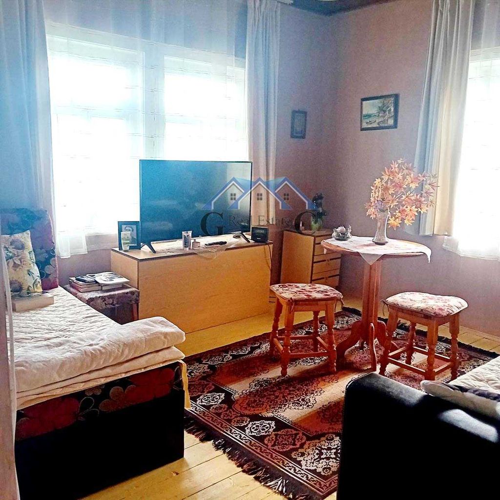 Продава се Къща в Долни чифлик - 122 кв.м за 779 €/кв.м - Снимка #1