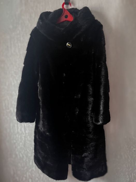 Продам норковую шубу-трансформер, размер 48-50.