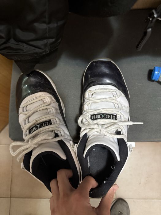Jordan 11 Retro Low