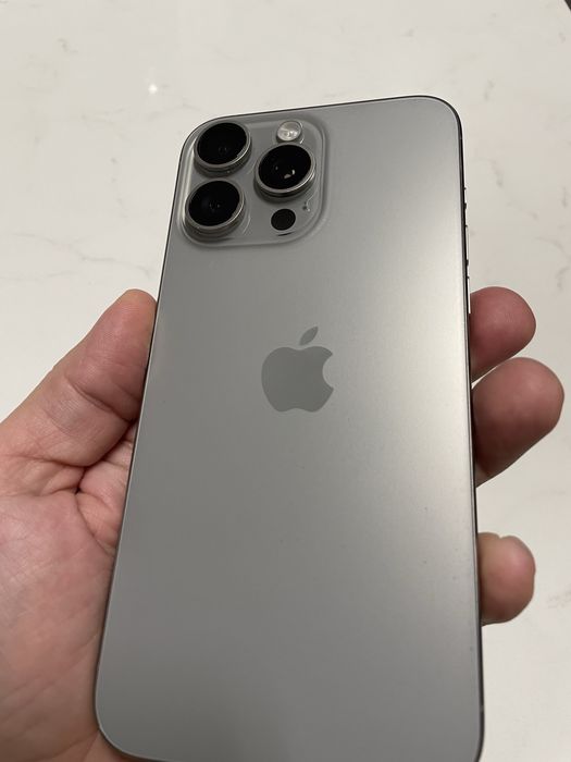 Iphone 15 Pro Max 512 gb ingrijit