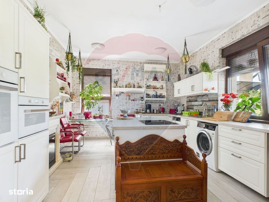 Casa pasiva autonoma Peris Cocioc 380 mp utili P+M teren 1040 mp