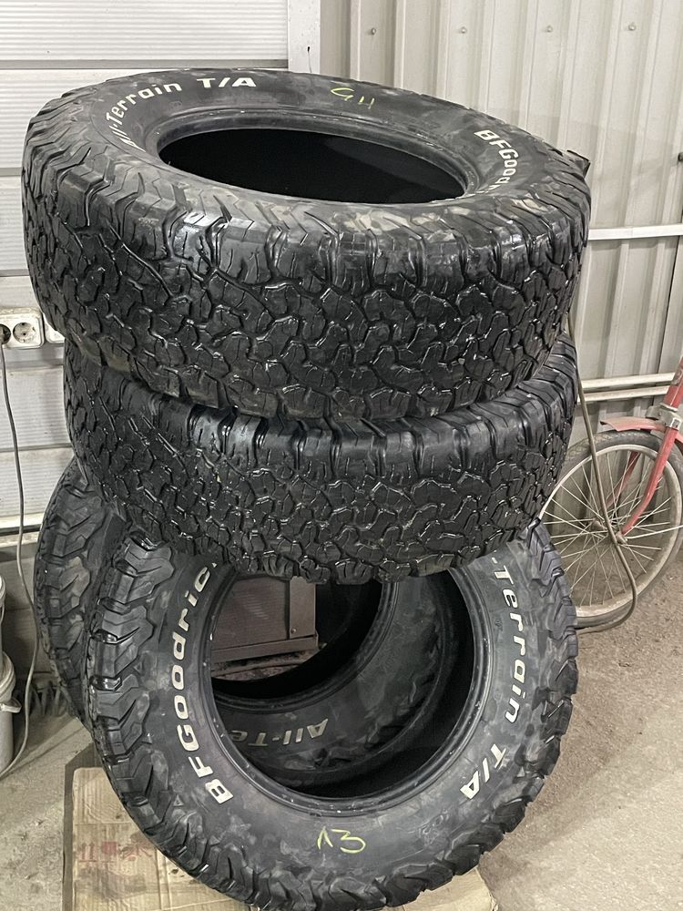 BFGoodrich ALL-TERRAIN T/A KO2 265/70/R17