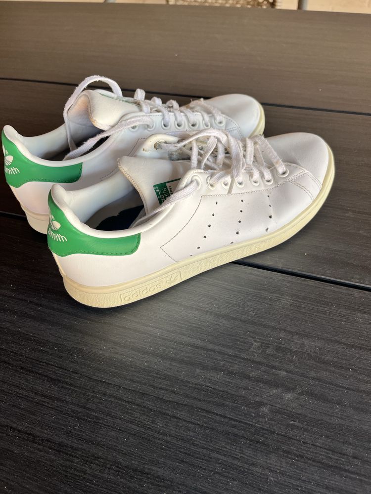 Продавам оригинални маратонки Adidas Stan Smith