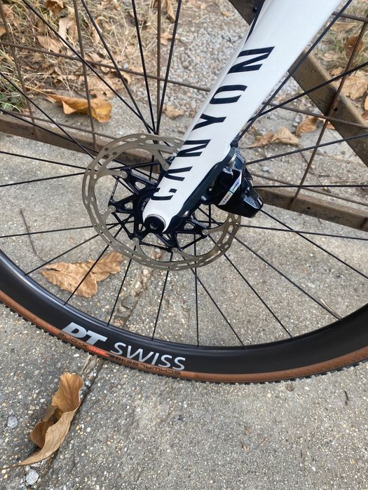 Canyon Inflite CF SLX