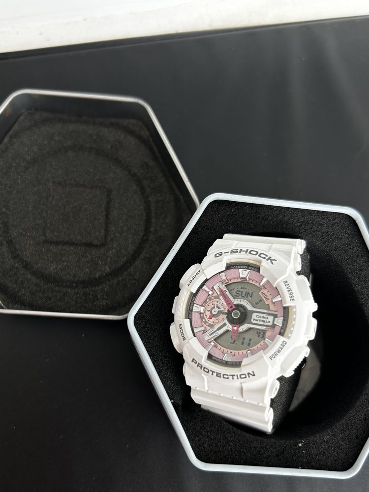 Перфектен G-Shock GMA-S110MP-7A