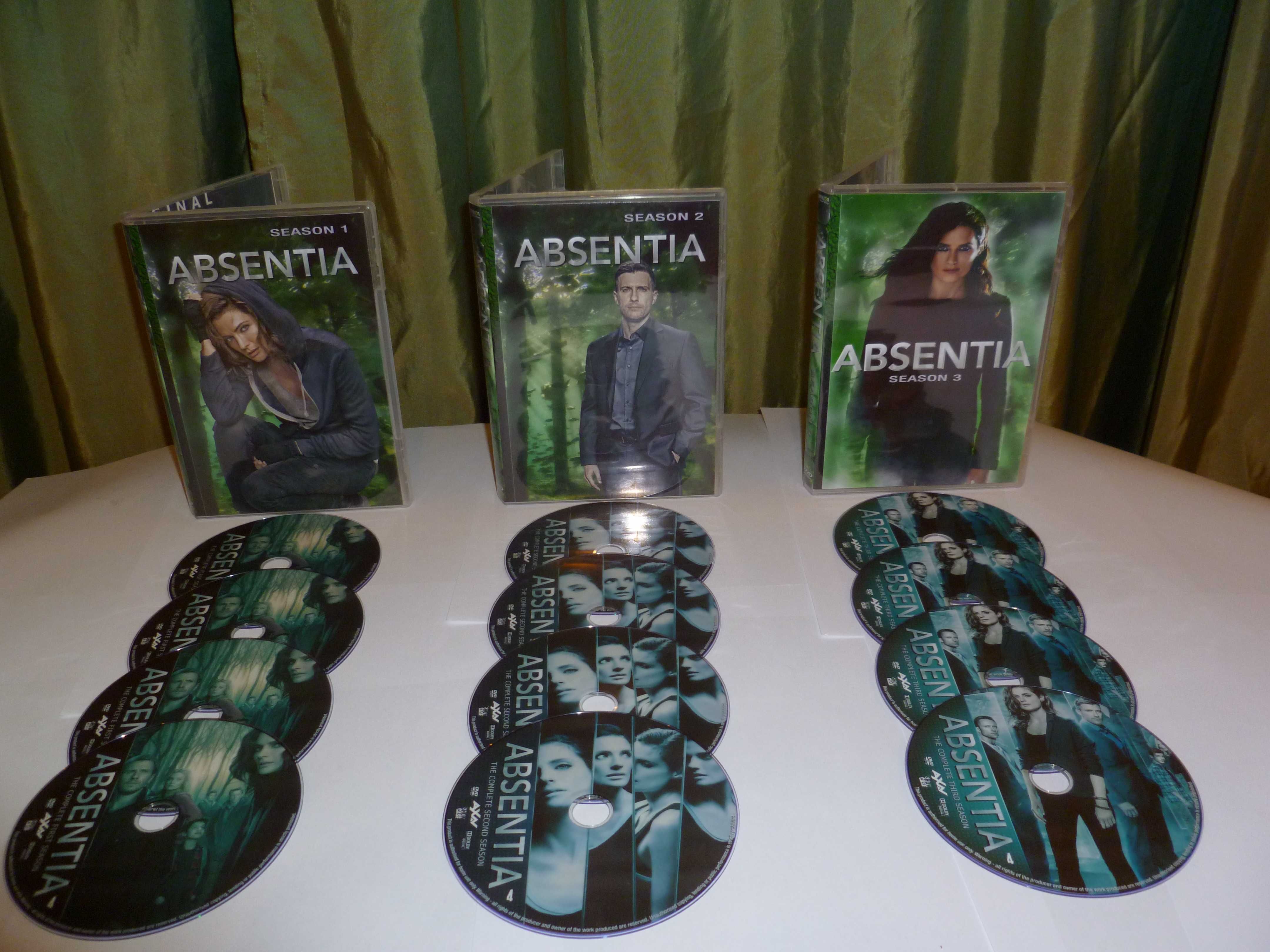 Absentia (2017) -Absenta Serial TV 3 SEZOANE DVD