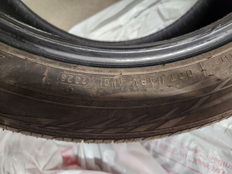 2 бр. Летни гуми NEXEN (215/55R17)