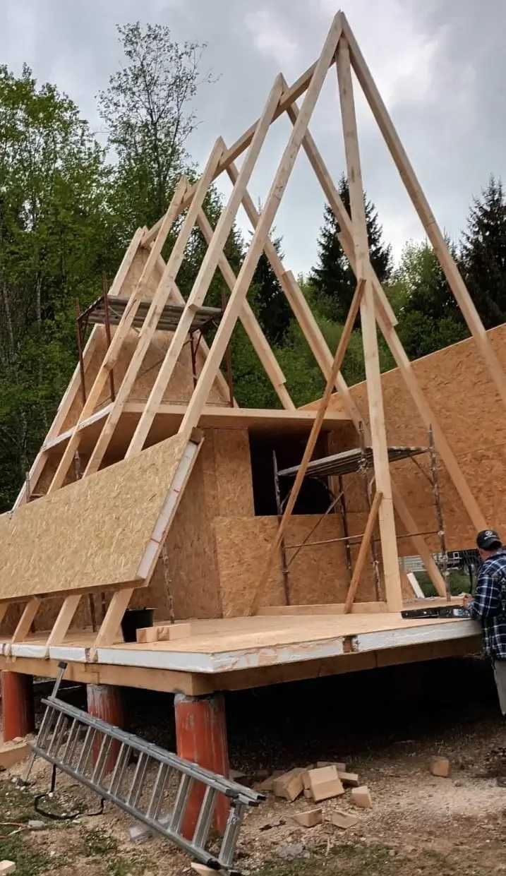Vand case modulare, containere locuibile, cabane tip A la cheie