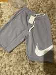 pantaloni nike model 2