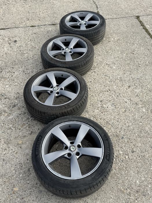 Set/roti/aliaj/audi/235/45/18