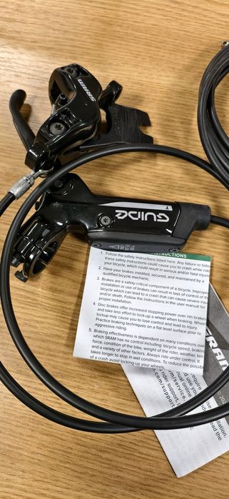 НОВИ ЧЕТИРИБУТАЛНИ SRAM Guide T предна и задна дискови спирачки колело