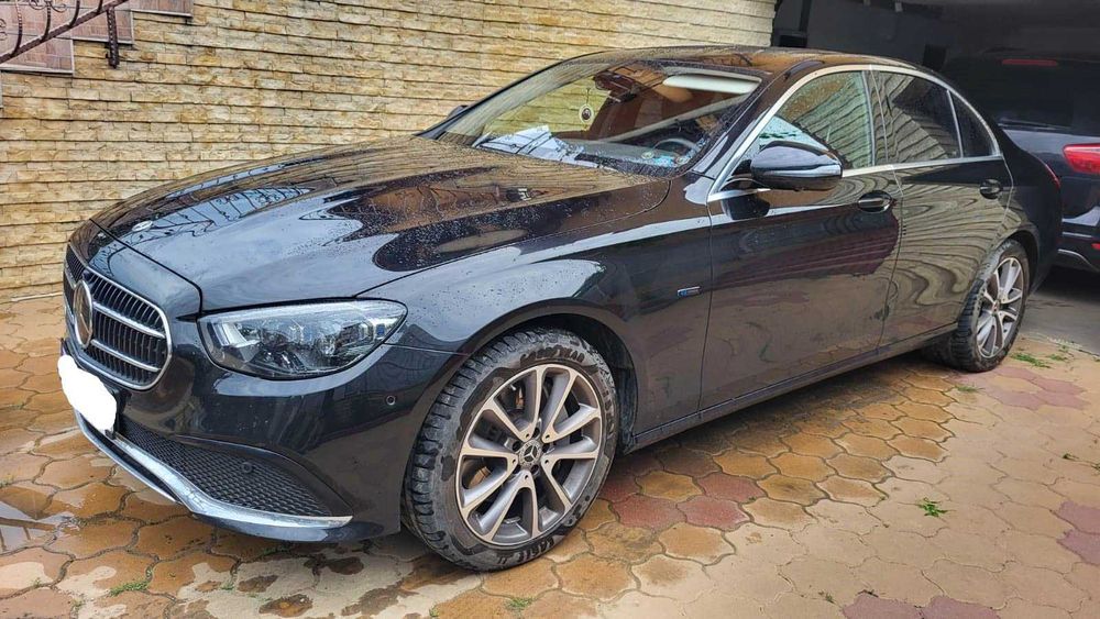 VAND Mercedes-Benz E 300 e 9G-TRONIC Avantgarde, an fabricatie 2021