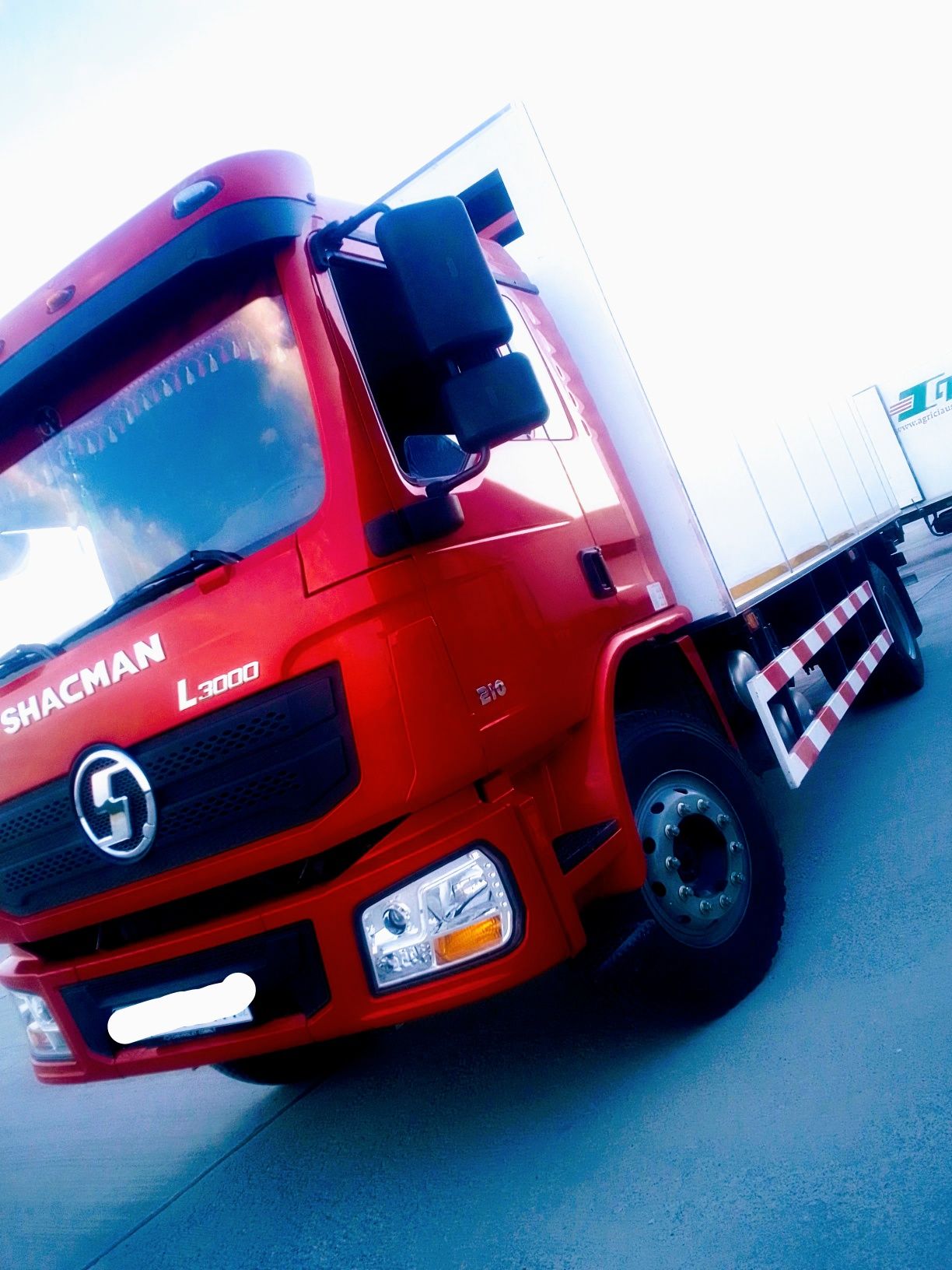 Shacman L3000 sotiladi