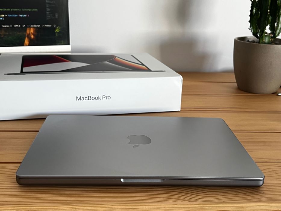 MacBook Pro M1 14”