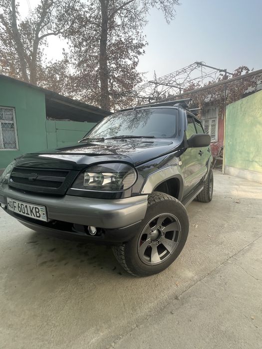 Продаю нива шевроле 2008 года