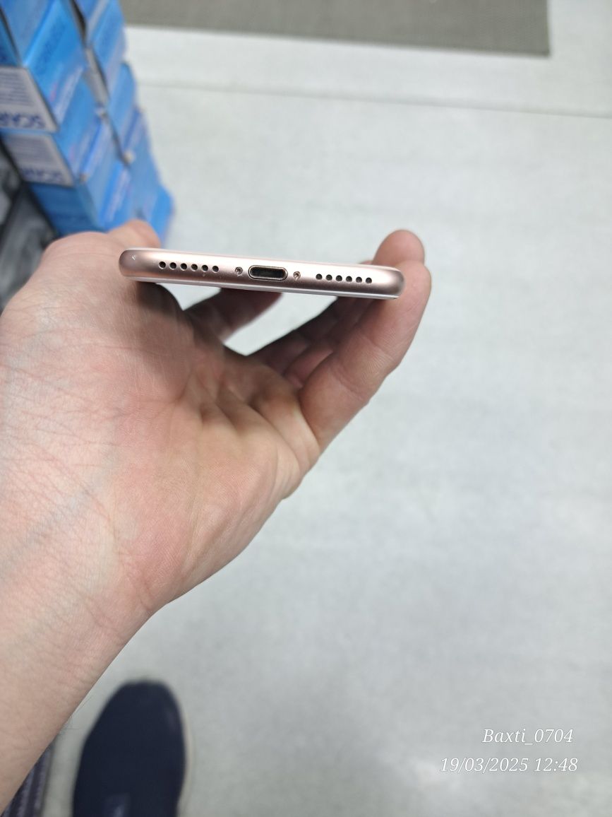 IPhone 8 ideal 64GB