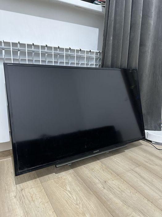 продам телевизор SONY