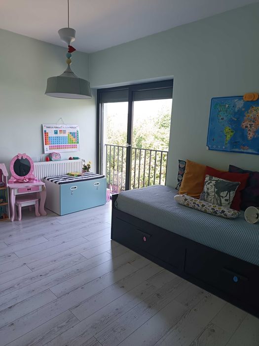 Închiriez casa in Florești  120m/950€