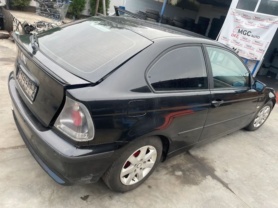 Dezmembram BMW 316i Compact