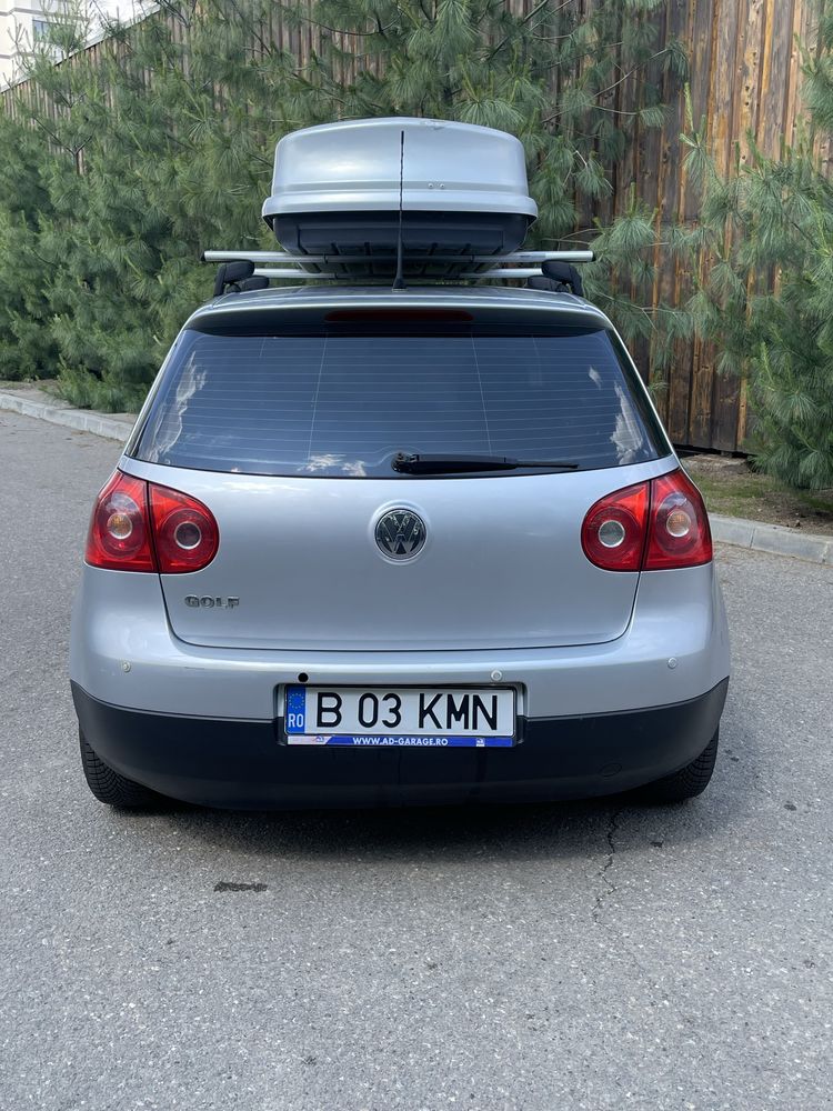 De vanzare golf V 106.000 km