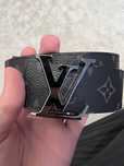 Curea Louis Vuitton